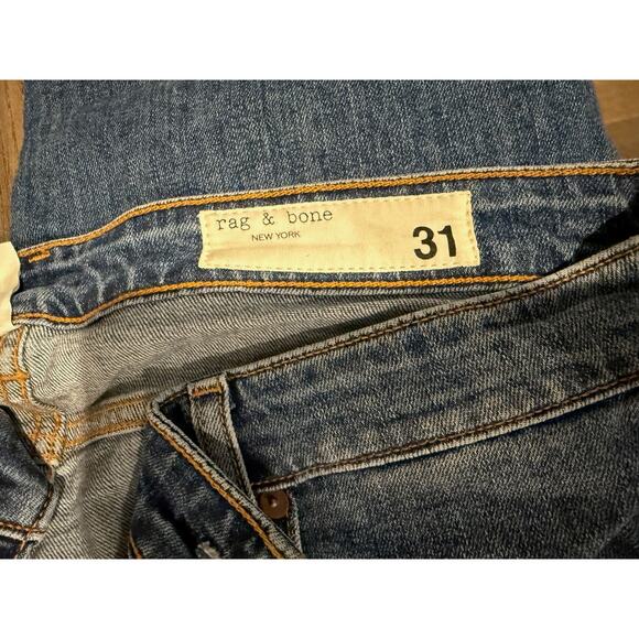 Rag and Bone Medium Wash Distressed Hem Jeans 31 - Picture 5 of 5